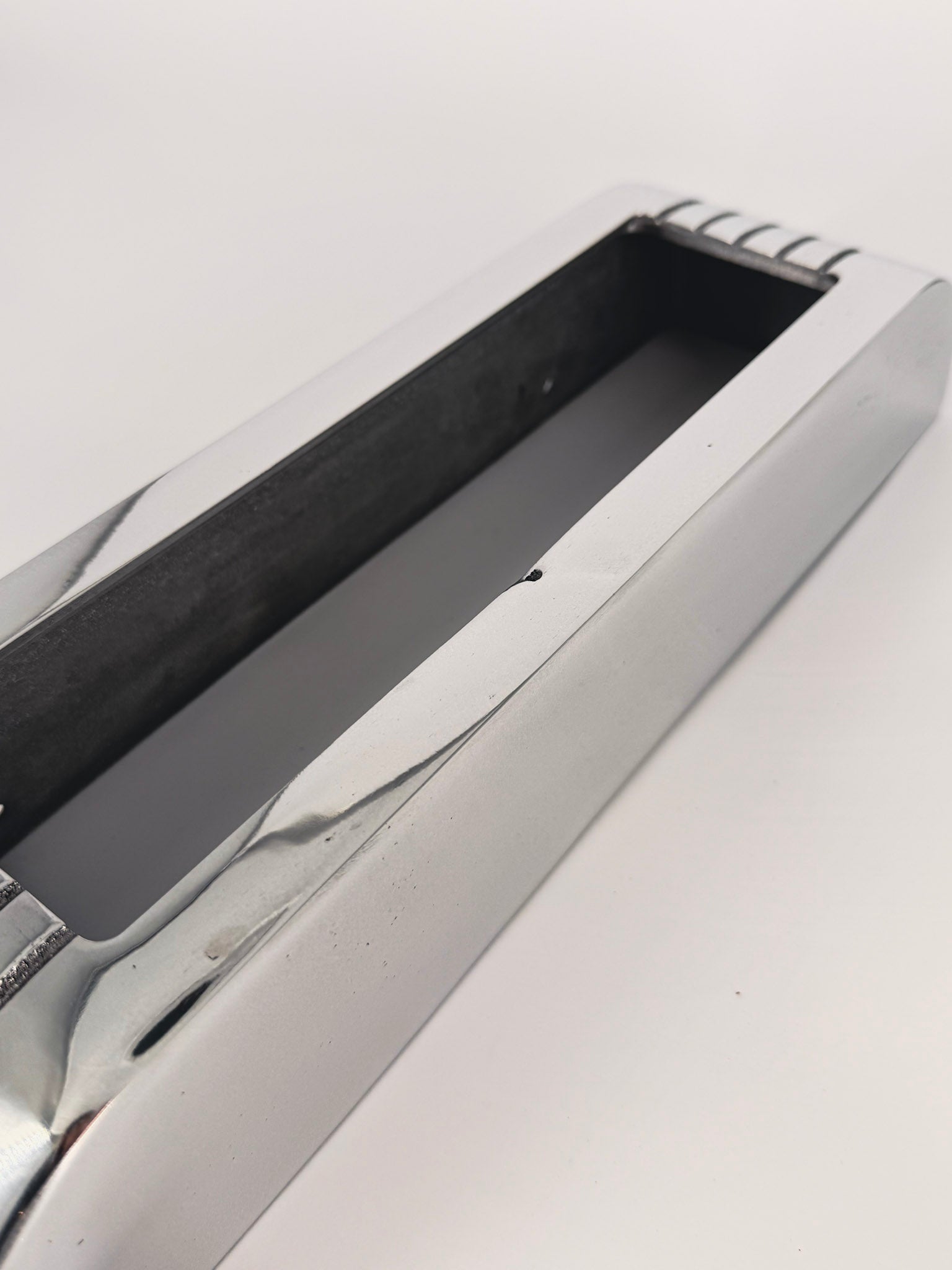 Studio Seconds Retro Cast